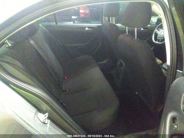3VW2K7AJ0FM339671 Volkswagen Jetta Sedan 2.0l S
