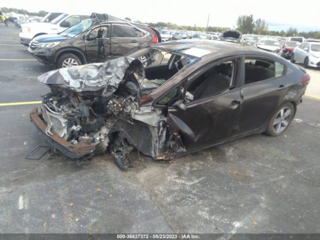 3KPFL4A77JE215548 KIA FORTE LX