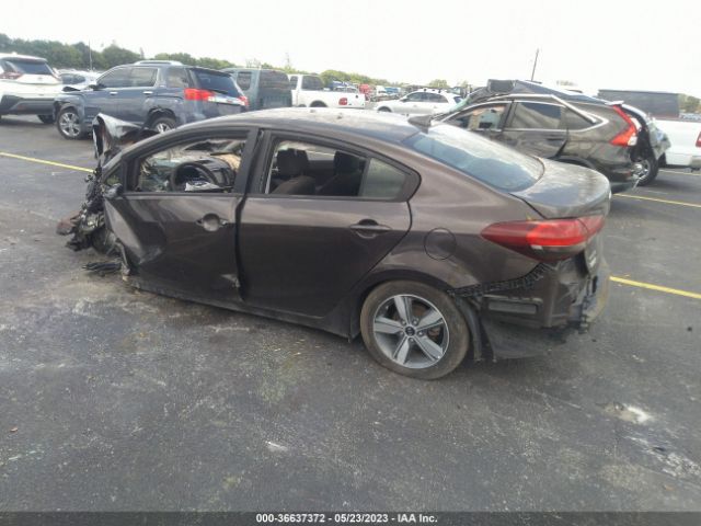 3KPFL4A77JE215548 KIA FORTE LX