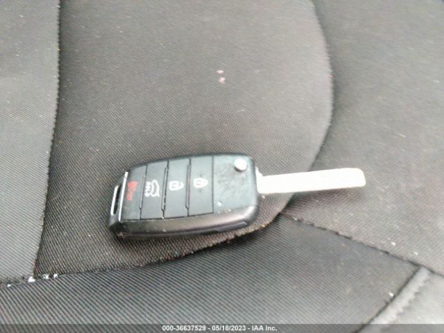 KNDJN2A2XF7236169 KIA Soul Base
