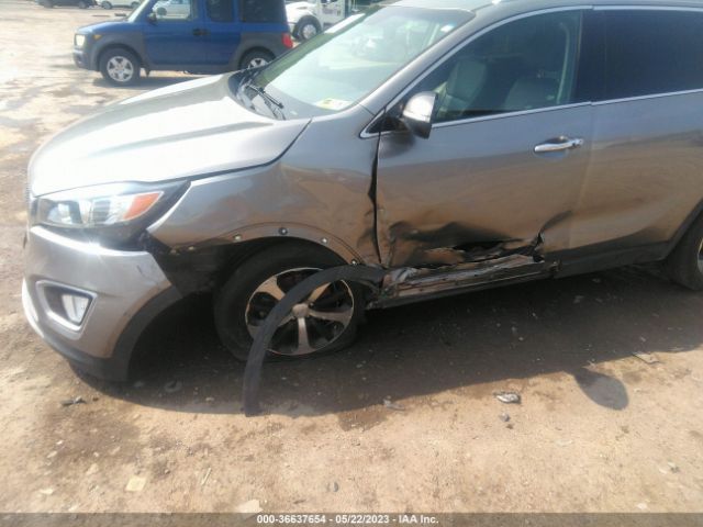 5XYPHDA53JG389950 KIA Sorento Ex V6