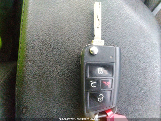 3VWC57BU5KM202966 Volkswagen JETTA SE