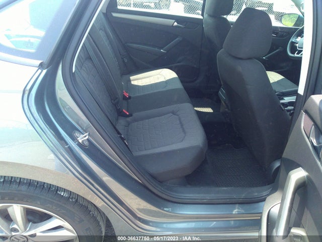 1VWAA7A32MC004653 Volkswagen Passat 2.0t S
