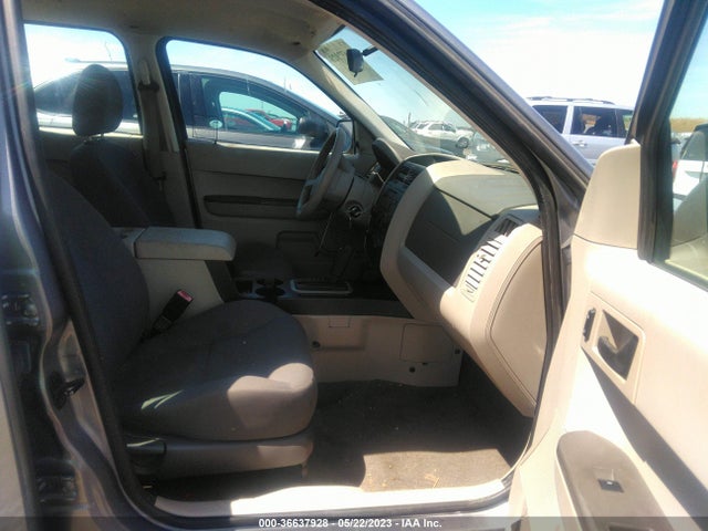 2008 FORD ESCAPE XLS VIN: 1FMCU02Z08KA78013