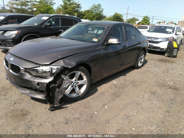 BMW 3 Series 320i Xdrive 2014 WBA3C3G50ENS68447 Image 2