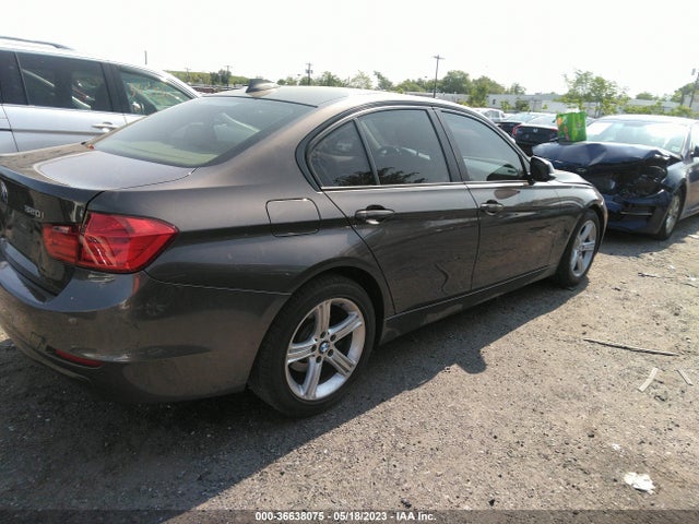 BMW 3 Series 320i Xdrive 2014 WBA3C3G50ENS68447 Image 4