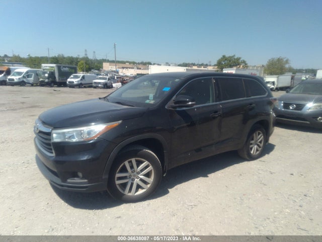 Toyota Highlander Le 2015 5TDBKRFH5FS142855 Image 2