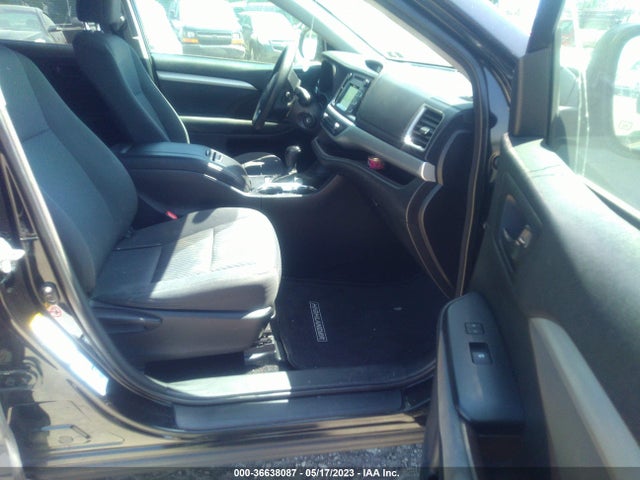 Toyota Highlander Le 2015 5TDBKRFH5FS142855 Image 6