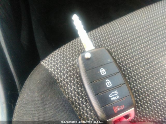 3KPFK4A77JE268303 KIA FORTE LX