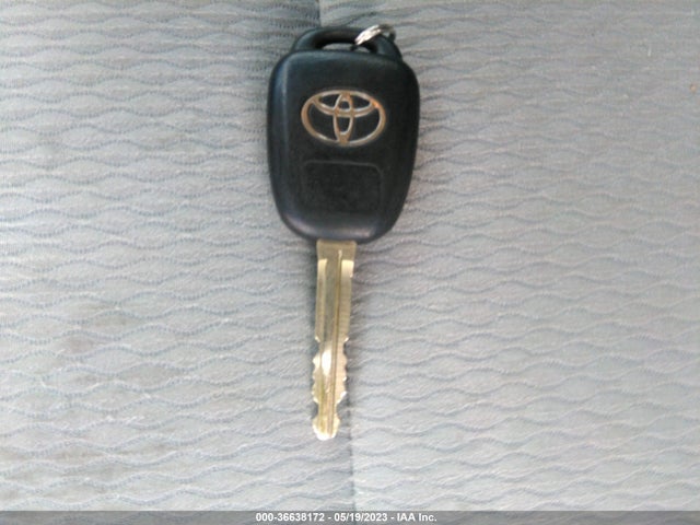 Toyota Corolla L/le/s/s Plus/le Plus 2015 2T1BURHE7FC471305 Image 3