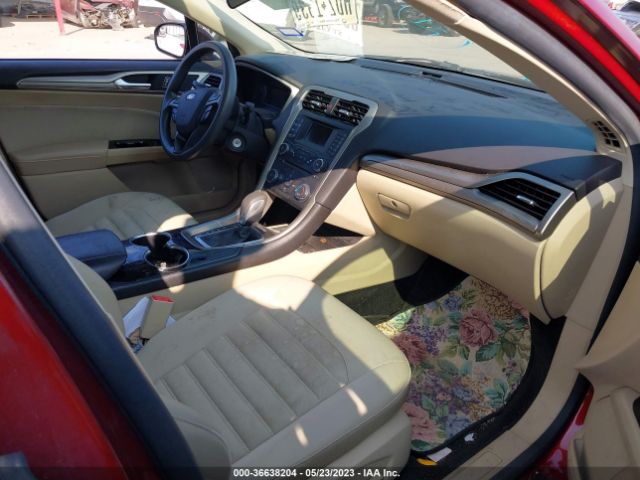 3FA6P0H77FR104524 Ford FUSION SE