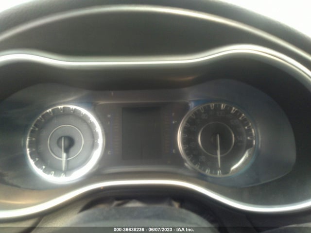 Chrysler 200 Limited 2016 1C3CCCAB8GN164085 Image 7
