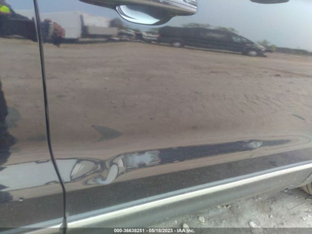 5LMCJ3D92HUL15190 Lincoln Mkc Reserve