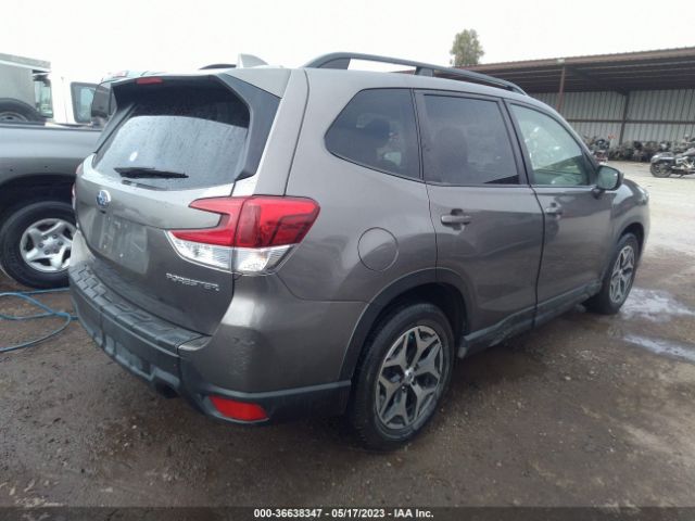 JF2SKAJC2MH420336 Subaru Forester Premium
