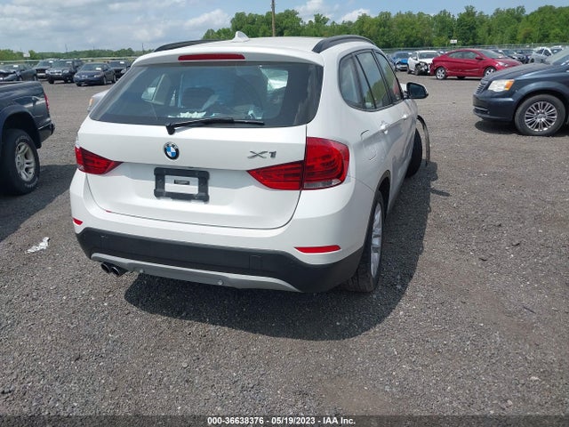 2015 BMW X1 XDRIVE28I VIN: WBAVL1C52FVY28747