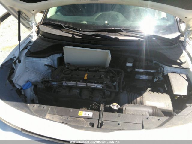 KNDJ23AU8L7059732 KIA SOUL S