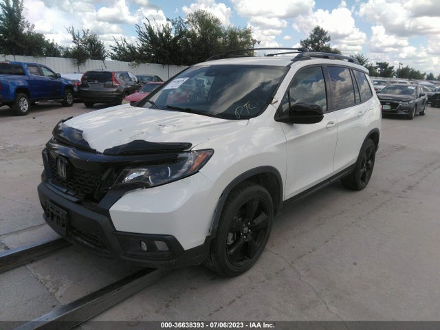 Honda Passport Sport 2019 5FNYF7H2XKB005324 Image 2