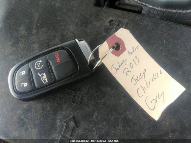 1C4PJLCB2EW165322 Jeep Cherokee Latitude