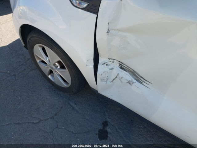 KNDJN2A24E7079088 KIA Soul Base