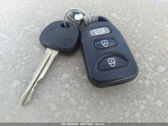 Hyundai Elantra Limited 2015 KMHDH4AE3FU370318 Image 3
