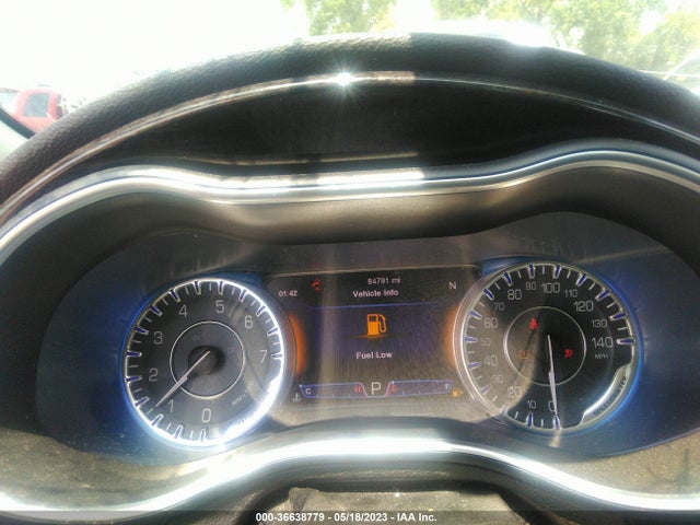 Chrysler 200 C 2015 1C3CCCCB2FN509185 Image 7