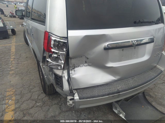 2010 DODGE GRAND CARAVAN SXT VIN: 2D4RN5D11AR215938