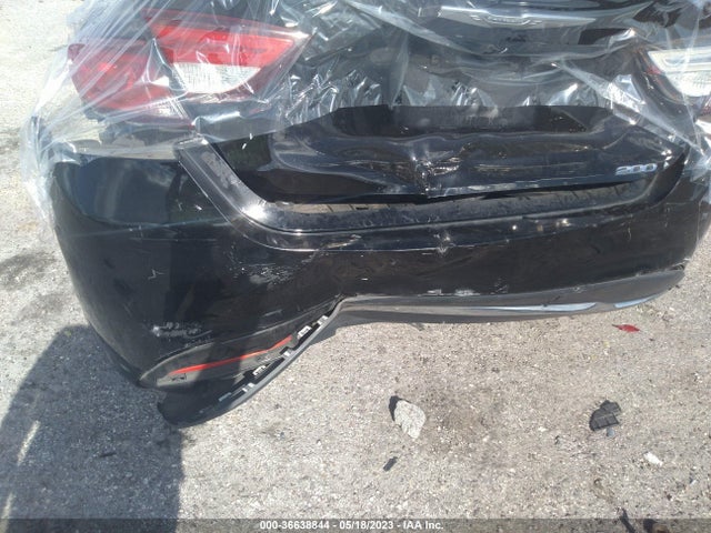 Chrysler 200 Limited 2015 1C3CCCAB1FN689939 Image 6