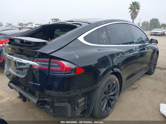 Продаж на аукціоні авто 2020 Tesla Model X Long Range, vin: 5YJXCBE21LF305945, номер лоту: 36638982