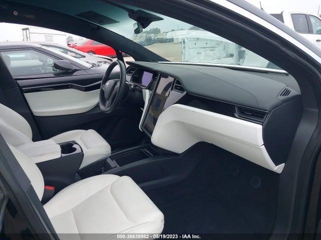 Продаж на аукціоні авто 2020 Tesla Model X Long Range, vin: 5YJXCBE21LF305945, номер лоту: 36638982