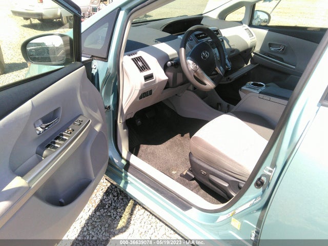 Toyota Prius V Two/five/three/four 2015 JTDZN3EU7FJ022344 Image 7