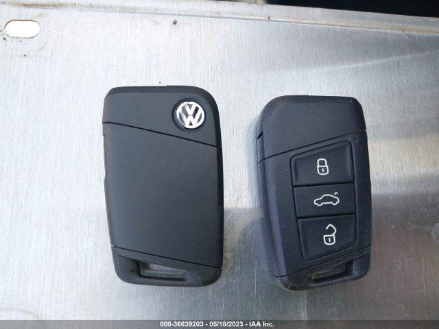 3VWN57BU5LM088638 Volkswagen Jetta S/r-line