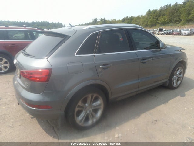 WA1EFCFS8GR019118 Audi Q3 Premium Plus