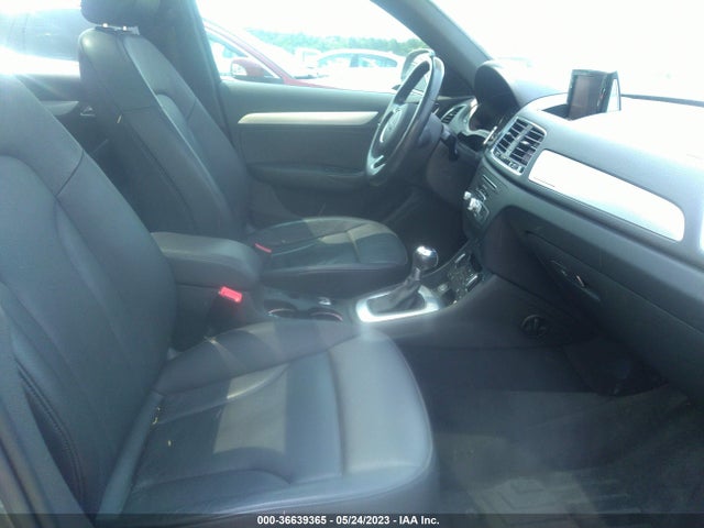 WA1EFCFS8GR019118 Audi Q3 Premium Plus