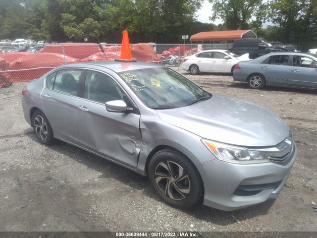 2016 1HGCR2F30GA153726 main image