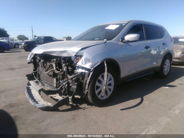 Nissan ROGUE S 2017 KNMAT2MT6HP510920 Image 2