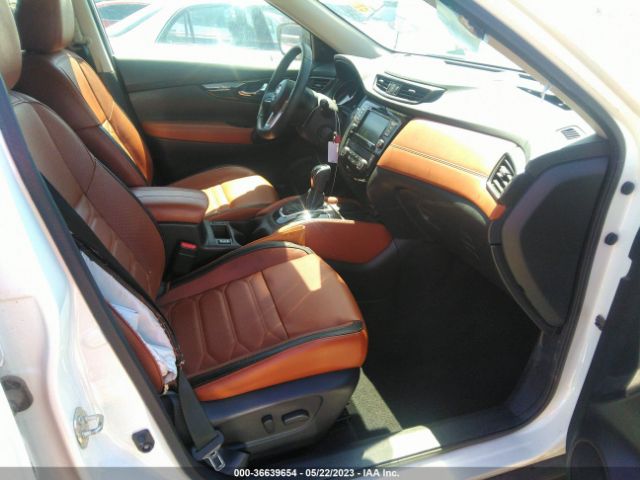 5N1AT2MT1KC822282 Nissan Rogue Sl