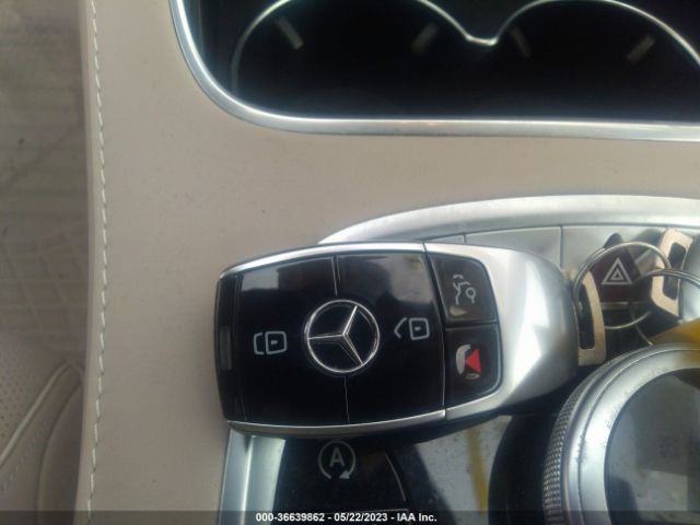 WDDUG8GB4JA378133 Mercedes-Benz S-class S 560