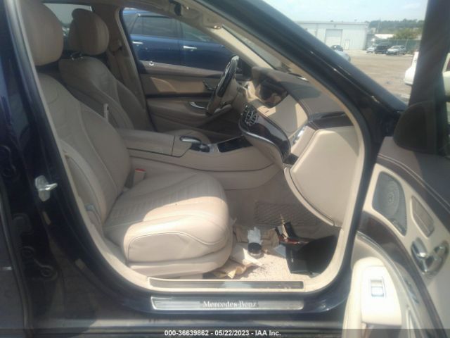 WDDUG8GB4JA378133 Mercedes-Benz S-class S 560