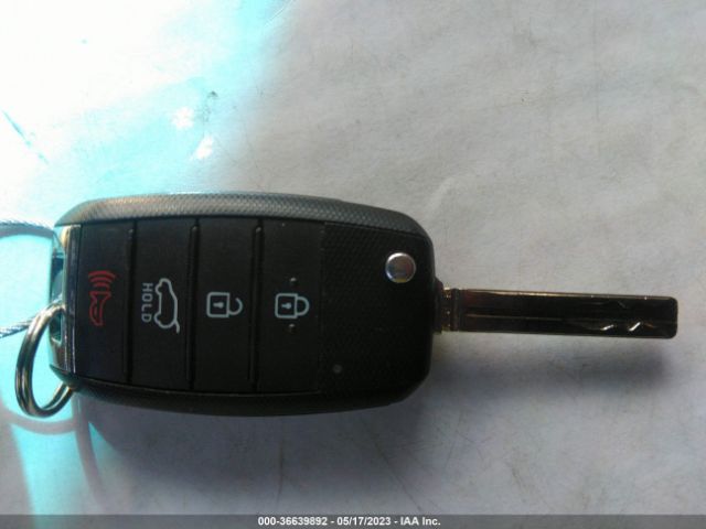 KNDPM3AC7L7786811 KIA Sportage Lx