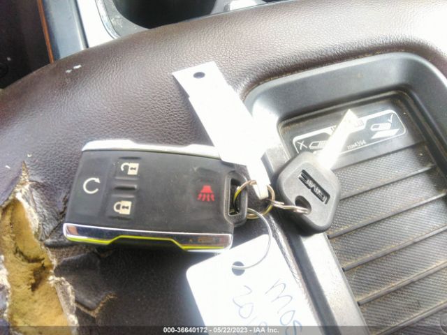 1GT12TEY5JF156502 GMC Sierra 2500hd Slt