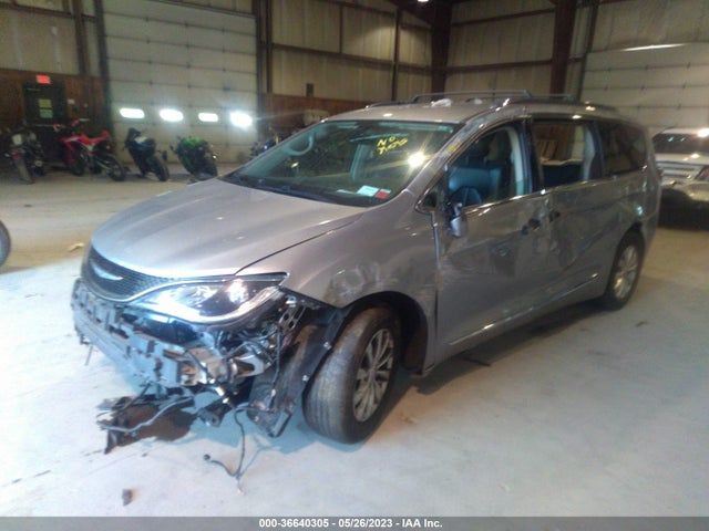 2C4RC1BG6JR143976 Chrysler Pacifica Touring L