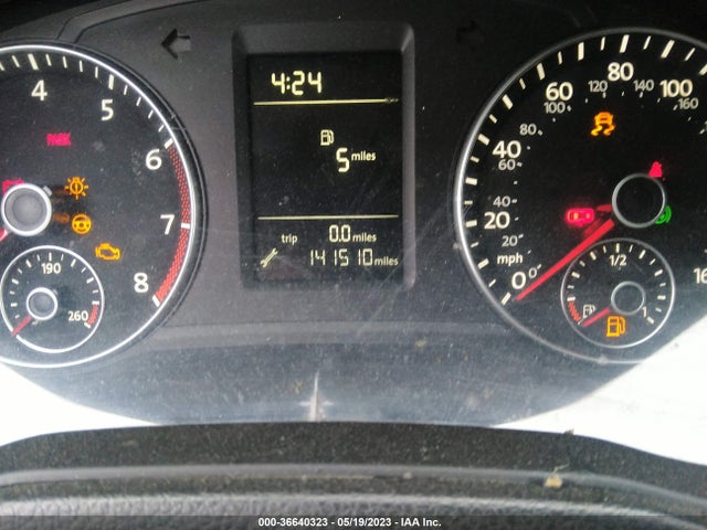 1VWAT7A38FC058097 Volkswagen Passat 1.8t Wolfsburg Ed