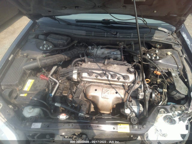 1998 HONDA ACCORD CPE EX VIN: 1HGCG3250WA014634