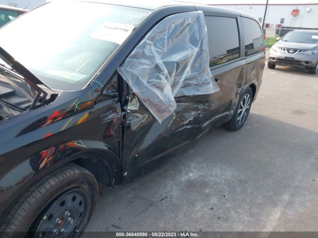 2C4RDGBG2KR789663 Dodge Grand Caravan Se