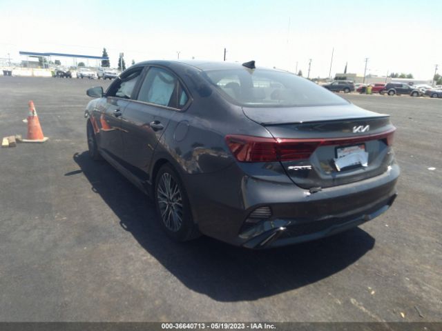 3KPF54AD4PE572114 KIA Forte Gt-line