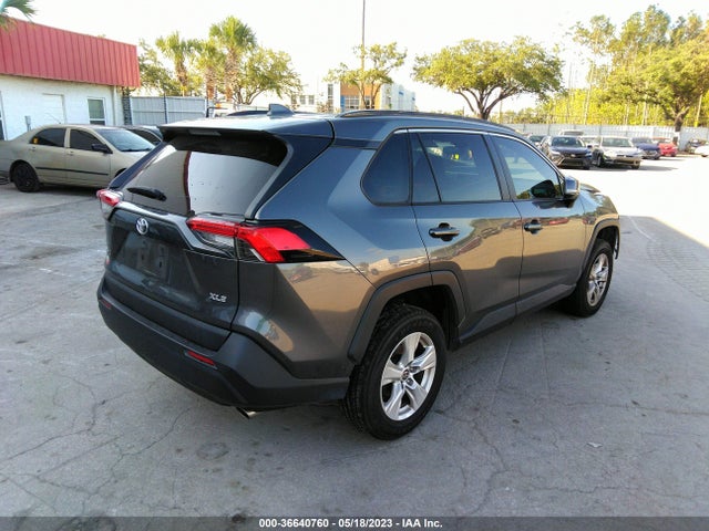 2021 TOYOTA RAV4 XLE VIN: 2T3W1RFV0MC164897