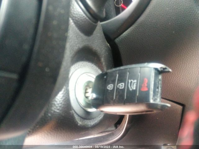 KNDJP3A50E7070611 KIA SOUL +