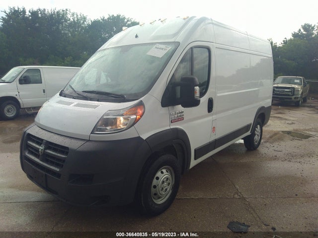 RAM Promaster Cargo Van 2017 3C6TRVCG7HE517265 Image 2