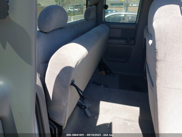 1999 GMC NEW SIERRA 2500 SLE VIN: 1GTGK29U8XZ511200