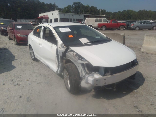 2015 19XFB2F57FE081744 main image